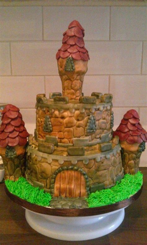 Cakes by: Monstersbaker .